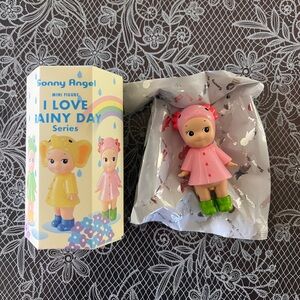 Sonny Angel “I love Rainy Days” axolotls